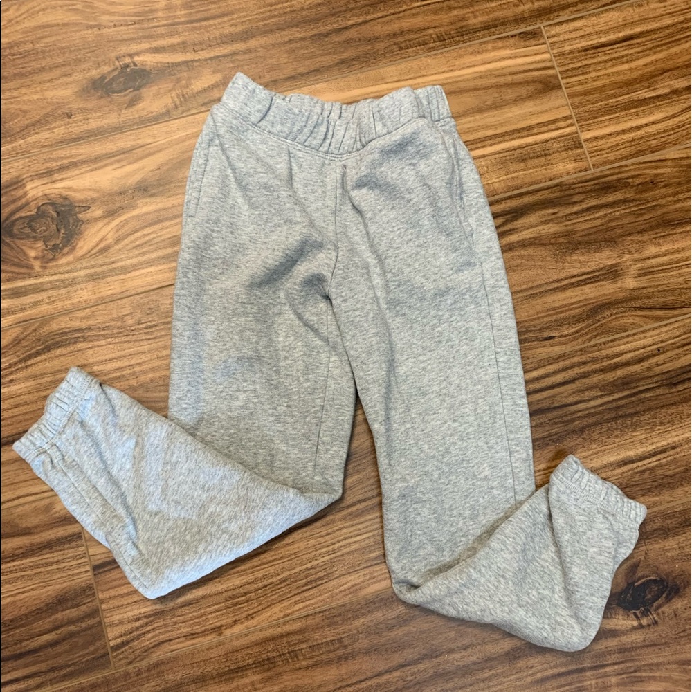 - Art class girls sweat pants, size M, 7/8